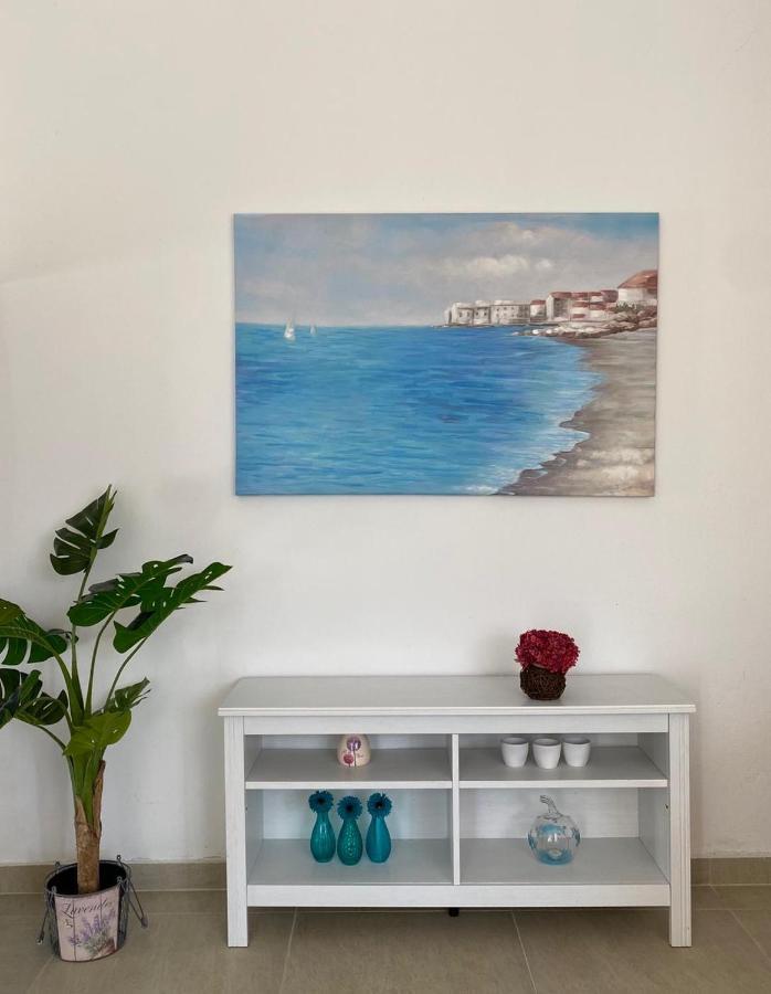 Apartment Lavanda Молат Екстер'єр фото